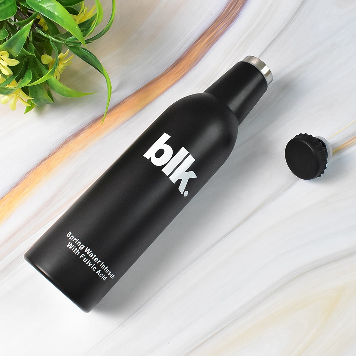 Double Wall Vacuum Insulated Tumbler, Cool Sports Bottle (450 ML Approx) Double Wall Vacuum Insulated Tumbler, Cool Sports Bottle (450 ML Approx)